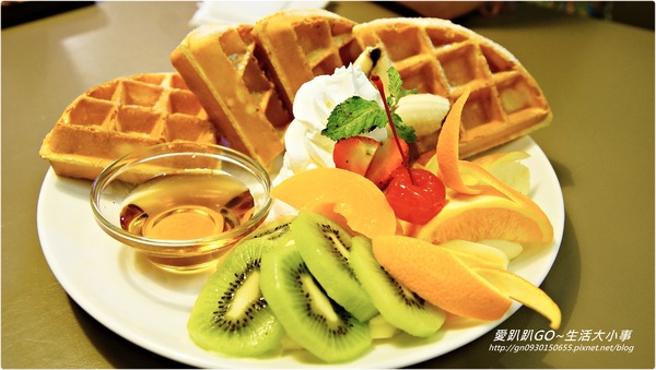 Number Nine咖啡&廚房:【食記/新北市】發現捷運美食 ♪♪Number Nine咖啡&廚房♪♪(甜點篇)