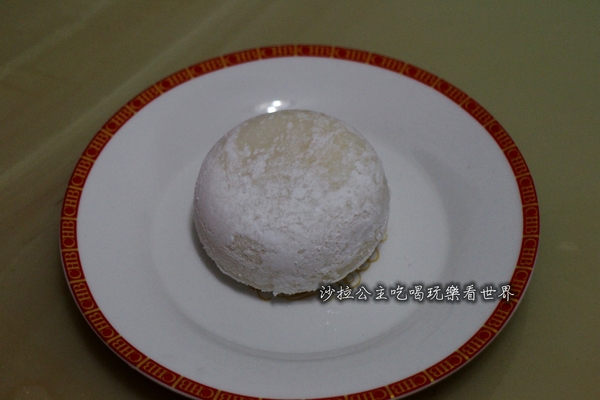 布丁大福:布丁風味冰淇淋『布丁風味大福』蛋黃哥X全家