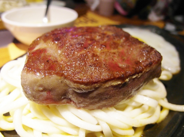 角頭炙燒牛排(士林陽明店)：【食記＊邀約】真心誠意打造大哥級的美味～『角頭炙燒牛排／士林陽明店』