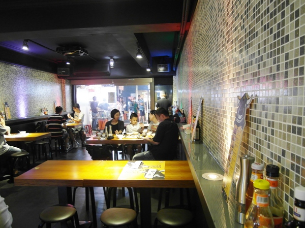 角頭炙燒牛排(士林陽明店)：【食記＊邀約】真心誠意打造大哥級的美味～『角頭炙燒牛排／士林陽明店』