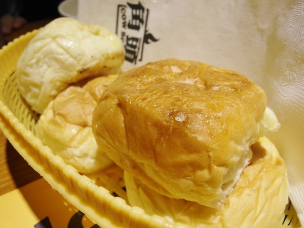 角頭炙燒牛排(士林陽明店)：【食記＊邀約】真心誠意打造大哥級的美味～『角頭炙燒牛排／士林陽明店』