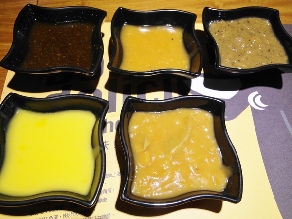 角頭炙燒牛排(士林陽明店)：【食記＊邀約】真心誠意打造大哥級的美味～『角頭炙燒牛排／士林陽明店』