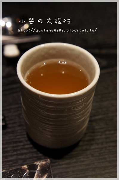 鬼切新居食料理：[台北市。士林區] 平民價格&高品質の時尚日式料理，★鬼切新居食料理★讓你大飽口福❤