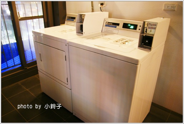 米卡沙旅店：台中「米卡沙旅店」彩色方塊旅店