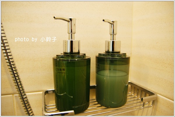 米卡沙旅店：台中「米卡沙旅店」彩色方塊旅店