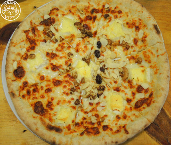 Aura Pizza x 好時光披薩:呷飽祙【台北松山・AURA PIZZA X 好時光披薩】美味的窯烤披薩