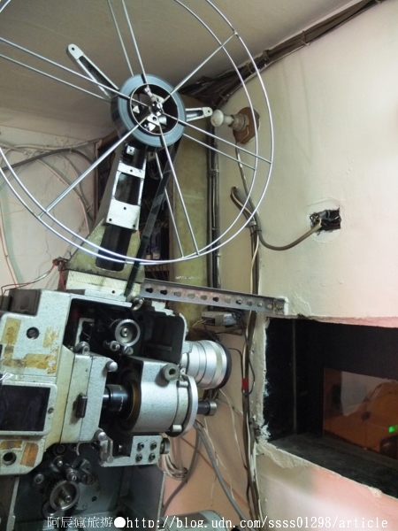 台南市(Tainan):【一日遊行程規劃】台南。台南中西區深度之旅。全美戲院、吳萬春香舖、光彩繡莊、祀典武廟、台南大天后宮