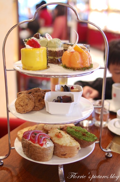 歐華酒店-歐麗蛋糕坊：邀約~歐華酒店--歐麗Cafe-歐麗下午茶~英式下午茶就是特別地吸引人丫