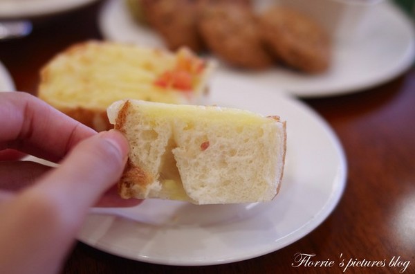 歐華酒店-歐麗蛋糕坊：邀約~歐華酒店--歐麗Cafe-歐麗下午茶~英式下午茶就是特別地吸引人丫