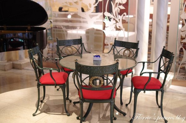 歐華酒店-歐麗蛋糕坊：邀約~歐華酒店--歐麗Cafe-歐麗下午茶~英式下午茶就是特別地吸引人丫