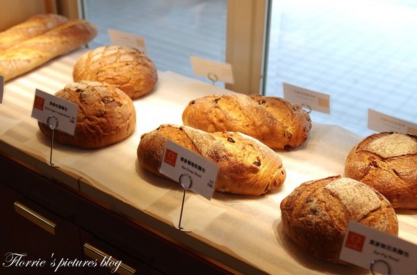 歐華酒店-歐麗蛋糕坊：邀約~歐華酒店--歐麗Cafe-歐麗下午茶~英式下午茶就是特別地吸引人丫