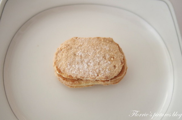 歐華酒店-歐麗蛋糕坊:邀約~歐華酒店--黃金鳳梨酥、達克瓦滋~二款甜點都好好吃哦