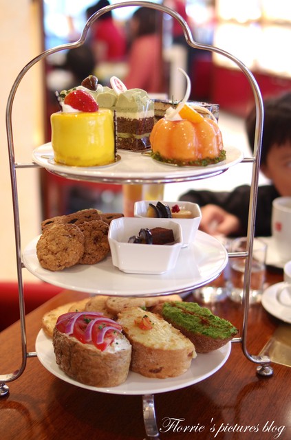 歐華酒店-歐麗蛋糕坊：邀約~歐華酒店--歐麗Cafe-歐麗下午茶~英式下午茶就是特別地吸引人丫