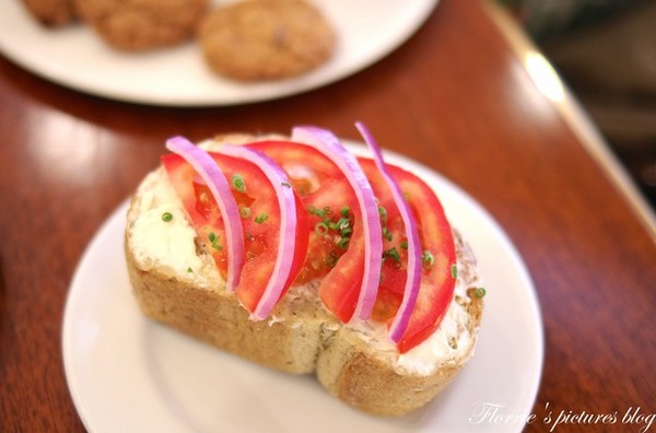 歐華酒店-歐麗蛋糕坊：邀約~歐華酒店--歐麗Cafe-歐麗下午茶~英式下午茶就是特別地吸引人丫