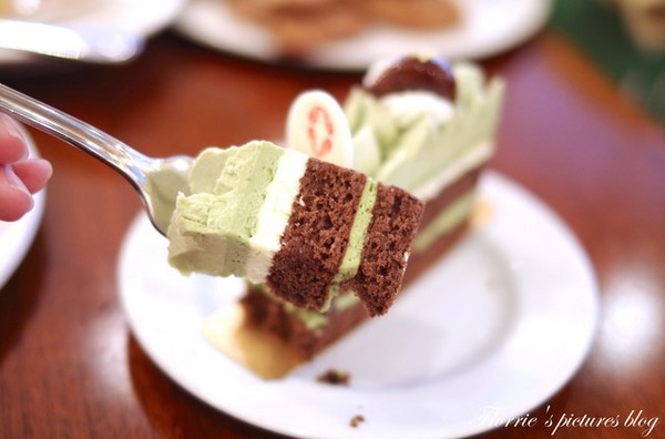 歐華酒店-歐麗蛋糕坊：邀約~歐華酒店--歐麗Cafe-歐麗下午茶~英式下午茶就是特別地吸引人丫