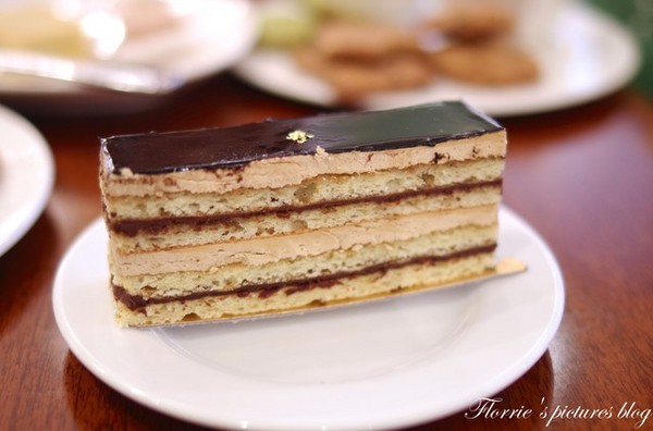 歐華酒店-歐麗蛋糕坊：邀約~歐華酒店--歐麗Cafe-歐麗下午茶~英式下午茶就是特別地吸引人丫