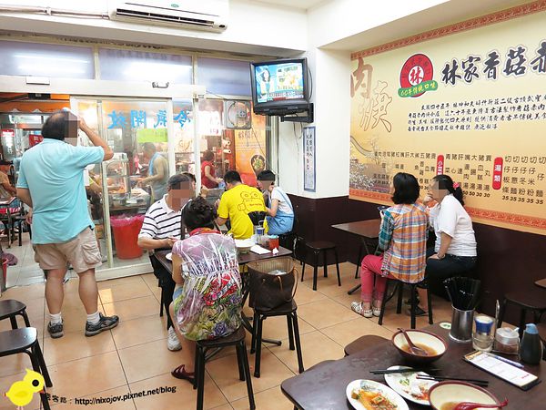 【新莊夜市】林家香菇赤肉焿-現做現炸雞捲