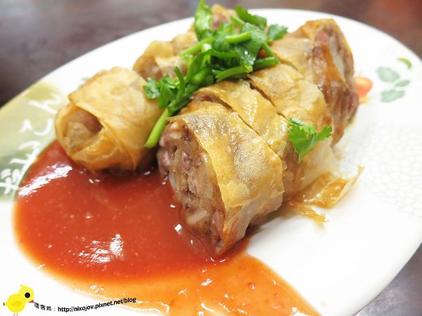 【新莊夜市】林家香菇赤肉焿-現做現炸雞捲