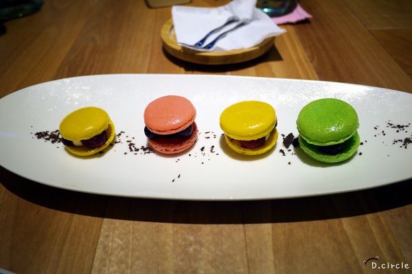 Fabrica 椅子:台北●大安區-Fabrica椅子~超特別菜單之澎派餐點+天然冰淇淋加碼上映!!XDD