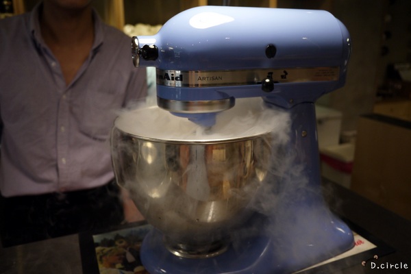 Fabrica 椅子:台北●大安區-Fabrica椅子~超特別菜單之澎派餐點+天然冰淇淋加碼上映!!XDD