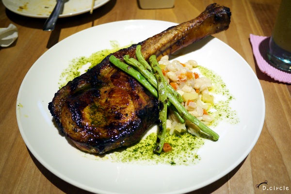 Fabrica 椅子:台北●大安區-Fabrica椅子~超特別菜單之澎派餐點+天然冰淇淋加碼上映!!XDD