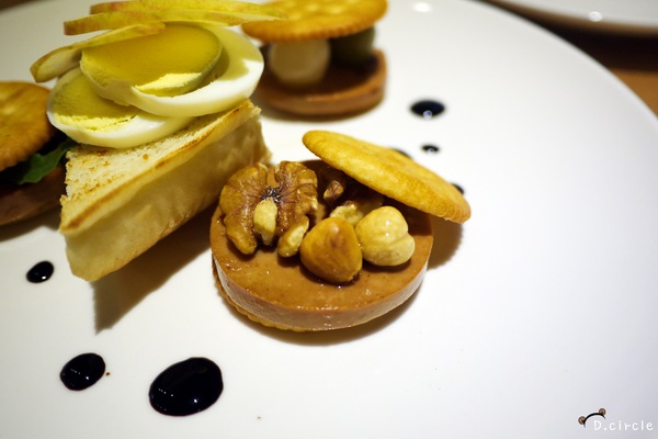 Fabrica 椅子:台北●大安區-Fabrica椅子~超特別菜單之澎派餐點+天然冰淇淋加碼上映!!XDD