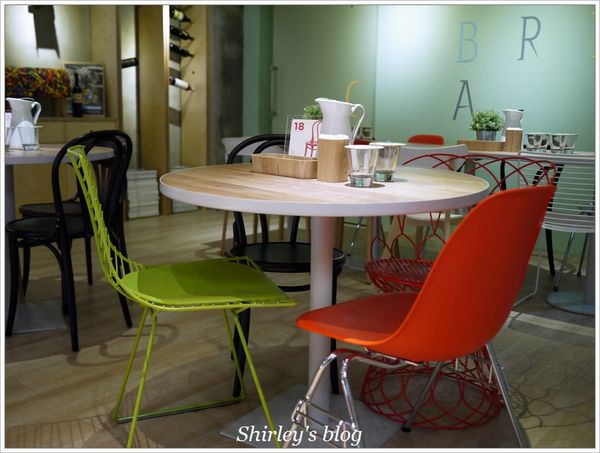 Fabrica 椅子：台北‧ Fabrica椅子