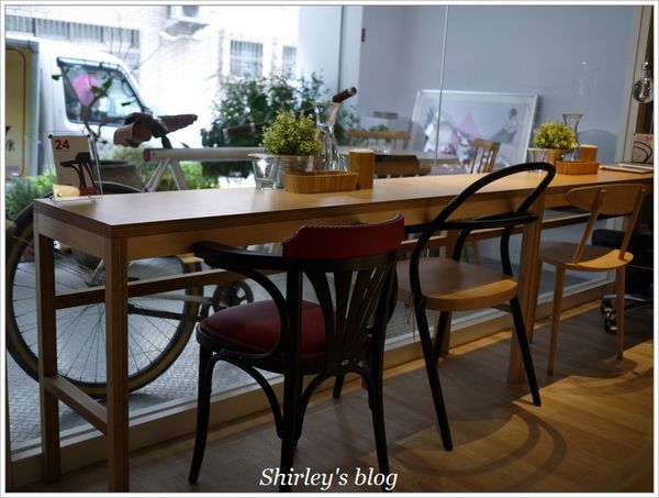 Fabrica 椅子：台北‧ Fabrica椅子