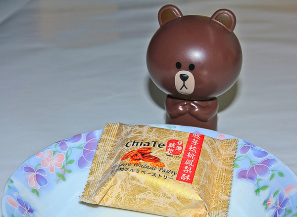 佳德糕餅：[美食]【台北市】佳德糕餅鳳梨酥。伴手禮首選