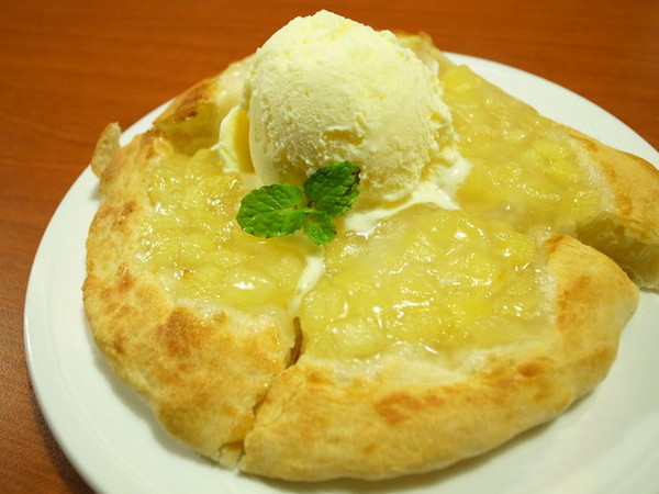 Vasa Pizzeria 瓦薩比薩(松車店)：＜台北｜松山｜比薩＞聖誕跨年大餐搶先吃～『瓦薩比薩(松車店)』