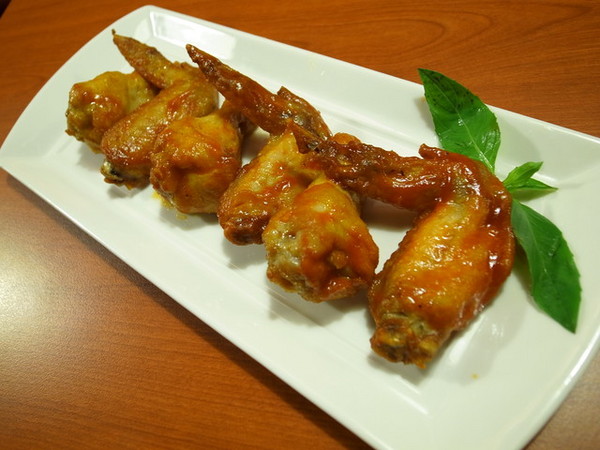 Vasa Pizzeria 瓦薩比薩(松車店)：＜台北｜松山｜比薩＞聖誕跨年大餐搶先吃～『瓦薩比薩(松車店)』