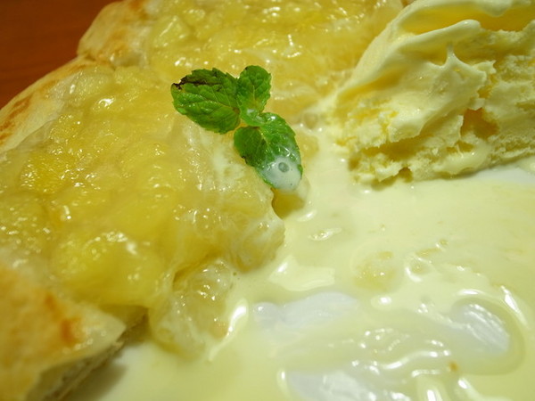 Vasa Pizzeria 瓦薩比薩(松車店)：＜台北｜松山｜比薩＞聖誕跨年大餐搶先吃～『瓦薩比薩(松車店)』