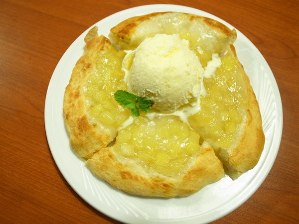 Vasa Pizzeria 瓦薩比薩(松車店)：＜台北｜松山｜比薩＞聖誕跨年大餐搶先吃～『瓦薩比薩(松車店)』