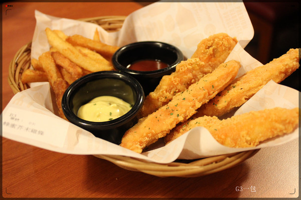 Vasa Pizzeria 瓦薩比薩(松車店)：【口碑券12】聖誕節及跨年雙人套餐新選擇 「瓦薩比薩Vasa Pizzeria(松山車站店)」