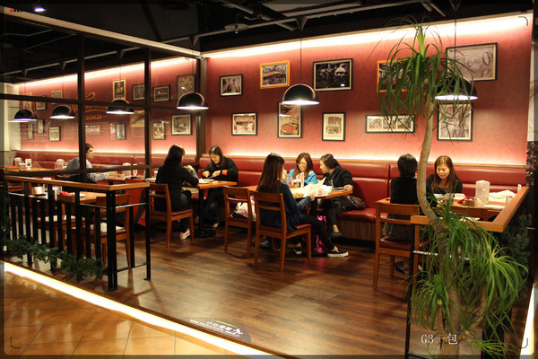 Vasa Pizzeria 瓦薩比薩(松車店)：【口碑券12】聖誕節及跨年雙人套餐新選擇 「瓦薩比薩Vasa Pizzeria(松山車站店)」