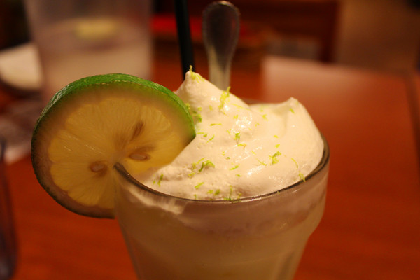 Vasa Pizzeria 瓦薩比薩(松山車站店)：[台北]手工美味創意披薩 松山車站店-Vasa Pizzeria 瓦薩比薩