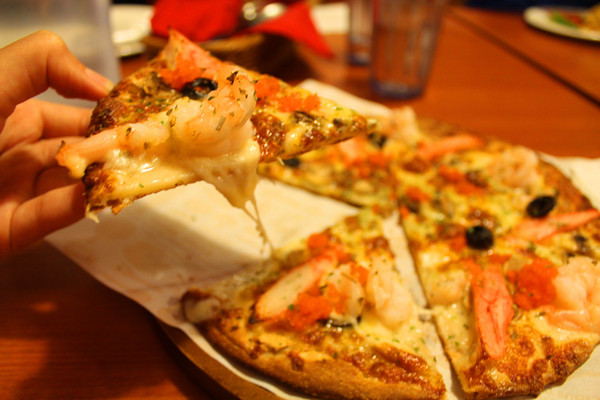 Vasa Pizzeria 瓦薩比薩(松山車站店)：[台北]手工美味創意披薩 松山車站店-Vasa Pizzeria 瓦薩比薩