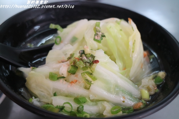 頂味執餃:【新北三重區】三重巷弄美食『頂味執餃』捷運菜寮站