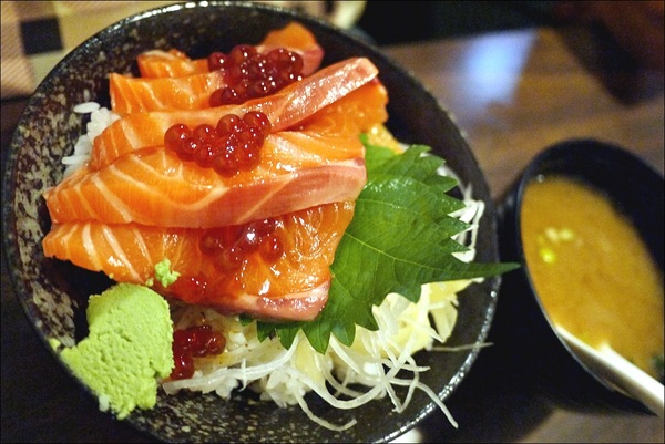 古亭魚壽司：【古亭魚壽司】  一連二訪，除了鮭魚親子丼更推薦的鮮美單品現身！