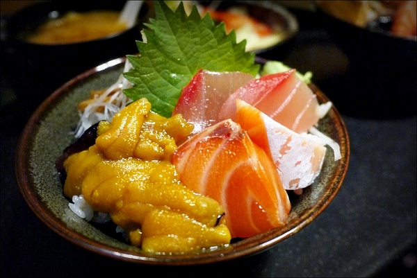 古亭魚壽司:台北古亭。魚壽司 油花超美!對海鮮挑嘴的人客歡迎來