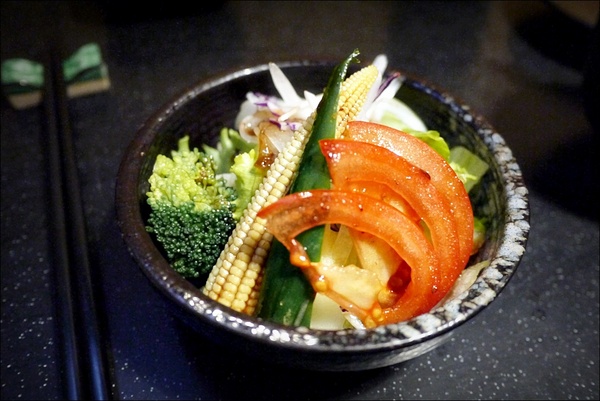 古亭魚壽司:台北古亭。魚壽司 油花超美!對海鮮挑嘴的人客歡迎來