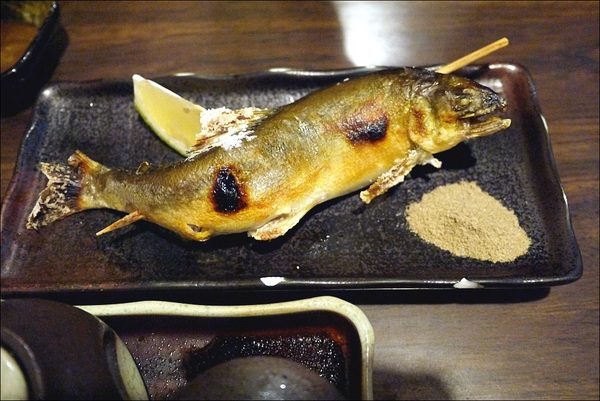 古亭魚壽司：【古亭魚壽司】  一連二訪，除了鮭魚親子丼更推薦的鮮美單品現身！