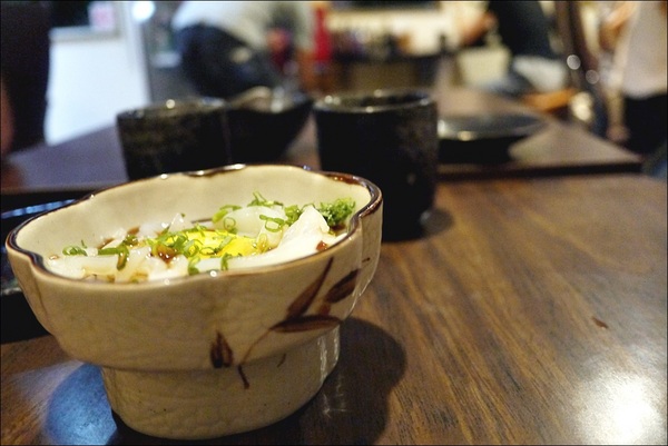 古亭魚壽司：【古亭魚壽司】  一連二訪，除了鮭魚親子丼更推薦的鮮美單品現身！