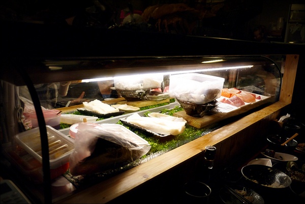 古亭魚壽司:台北古亭。魚壽司 油花超美!對海鮮挑嘴的人客歡迎來