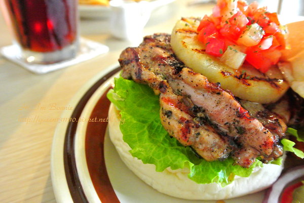 cm20131016___b6fcac0a592efe64cc9021163ac