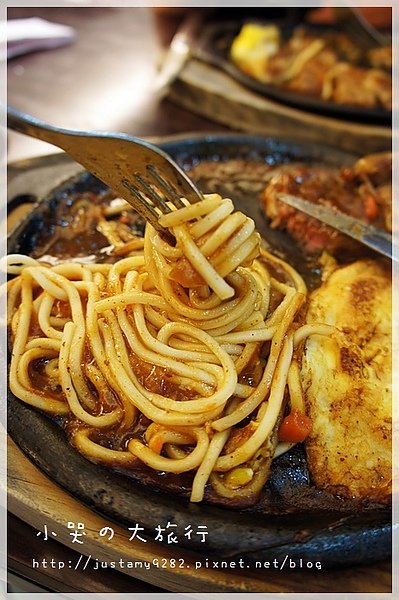 牛の鬼牛排館(板橋店)：[新北市。板橋區] 農曆七月~ 晚餐也來應景一下。★牛の鬼牛排館★