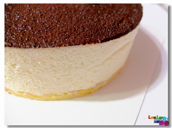 Color C'ode：【Color C'ode】輕而易舉挑動你的味蕾，征服你的心❤「黑色情挑」提拉米蘇❤