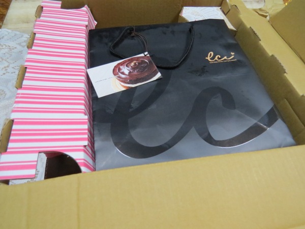 Color C'ode：【宅配】讓人忘卻煩惱只有快樂的甜點『Color C'ode/黑色經典巧克力』