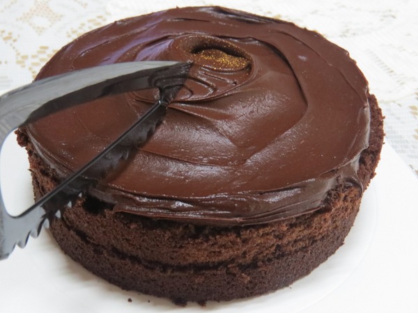 Color C'ode：【宅配】讓人忘卻煩惱只有快樂的甜點『Color C'ode/黑色經典巧克力』