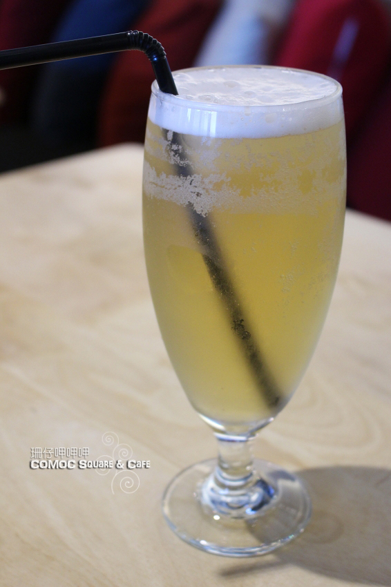 COMOC Square & Cafe：COMOC Square & Cafe ✪ 一場時尚與美食結合的饗宴~103.08.08